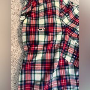 Vineyard vines women’s button up shirt